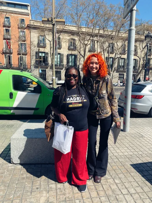 Strolling the city with a client